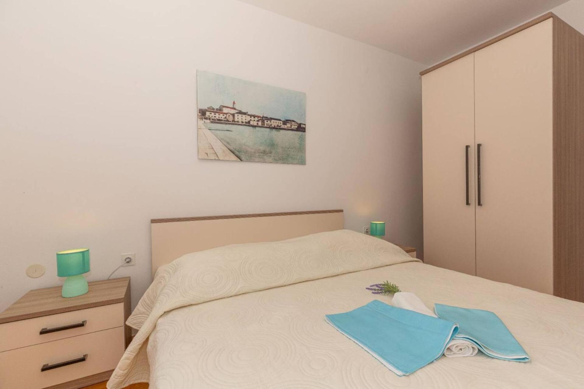 Three Bedroom Apartment In Biograd Біоград-на-Мору Екстер'єр фото